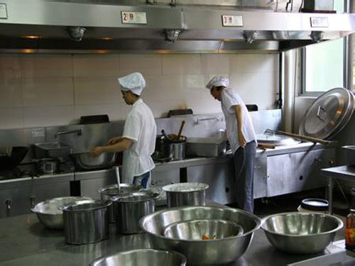 Do not let the restaurant become "black kitchen"