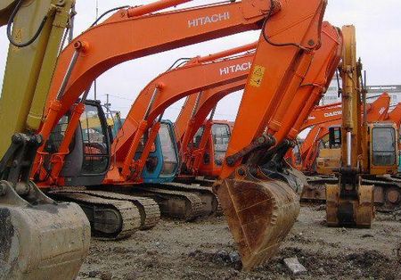 In 2010, China excavator sales exceeded 160,000 units