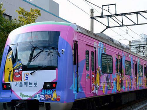 Seoul subway put on new costumes