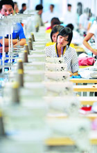 Quanzhou service enterprises stepped up sales of stock goods