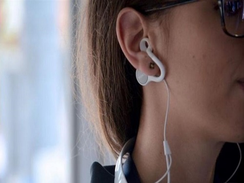 Concept headphones Listen to music with your neck
