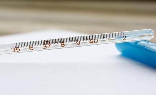Mercury glass thermometer advantages and disadvantages