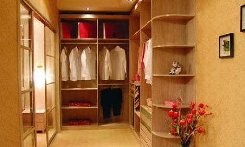 Custom closet market needs to be standardized