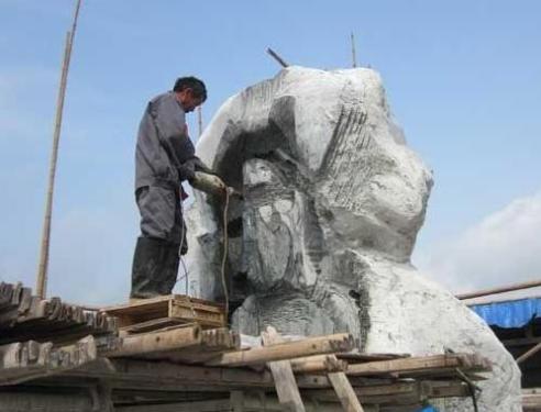 Wei Yuzhong Guiyang 30 tons weight Hetian jade