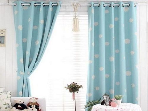 Curtain color and health are closely related