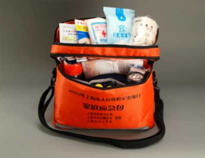 Essential items in home first aid kit