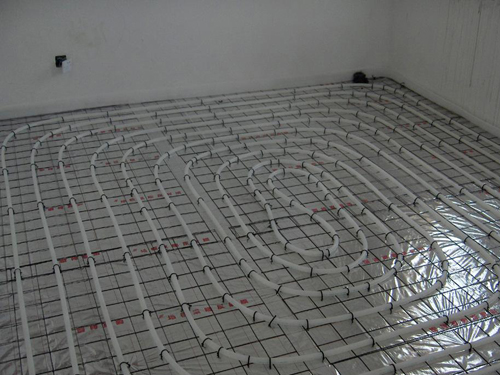 The high-rise floor heating problem is on the rise. The improvement of energy efficiency is focused on details.