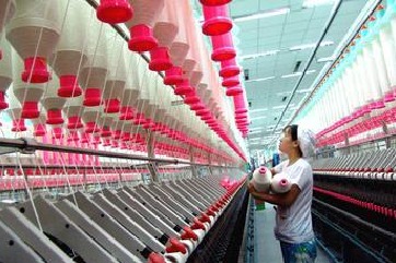 Wang Tiankai: Highly concerned with small and medium-sized textile enterprises