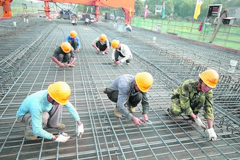 From January to October in Hunan, the accumulated investment in transportation construction exceeded 61.2 billion yuan