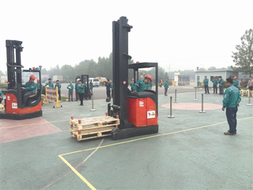 Schneider Forklift Competition