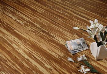 Bamboo flooring industry development status