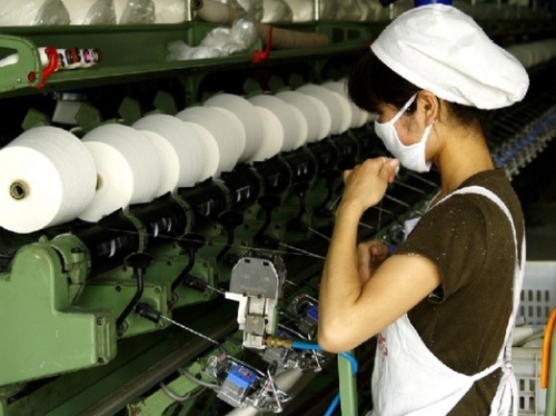 Transformation and upgrading is the only way for textile companies to get out of difficulty