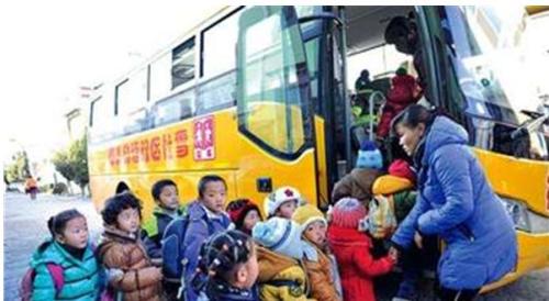 Tibet: School buses have priority right from January 1, 2013