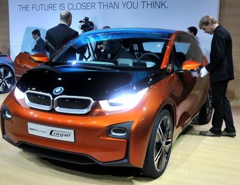 BMW announces retail price of i3 about 280,000 yuan