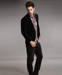 High-grade men's clothing from the foreign high standard misleading