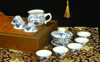 The Introduction of Blue and White Porcelain and Its Characteristics in Different Periods