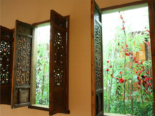 All kinds of Han windows and doors