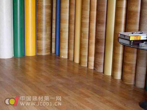 Domestic plastic floor market development trend