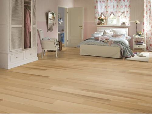 Floor industry brand is difficult to distinguish