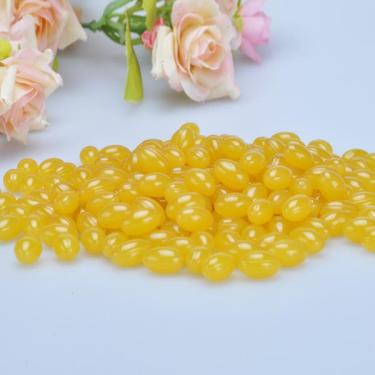 Half of brand propolis is mixed with poplar gum