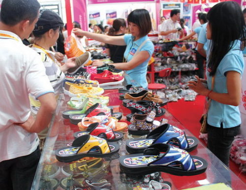 Vietnam's footwear export orders soared in 2014