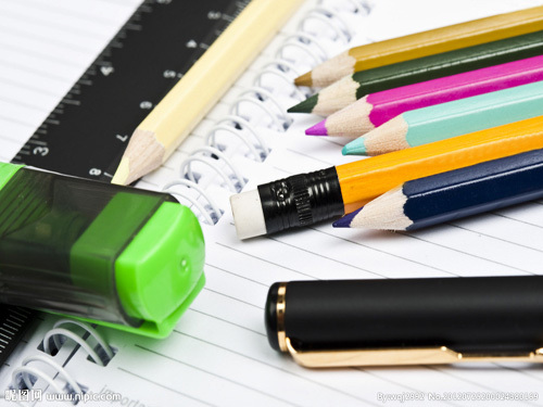 Expert: Choosing the most important criteria for stationery identification