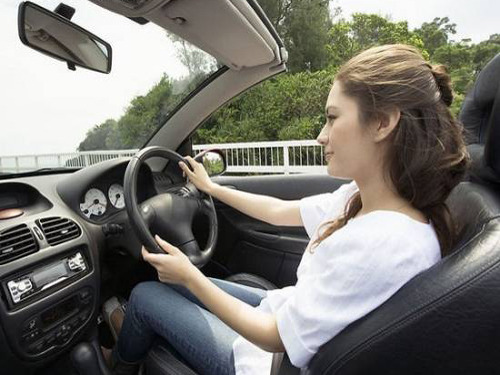 Driving problems for women driving