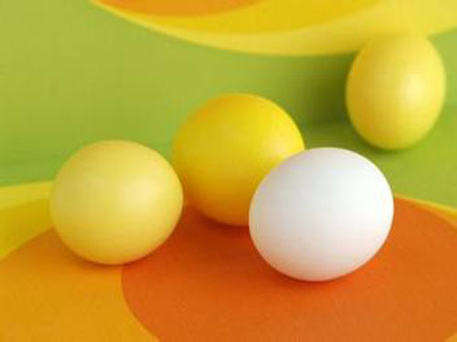 Eat artificial eggs or raw materials