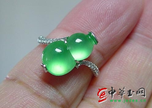 Emerald jade maintenance