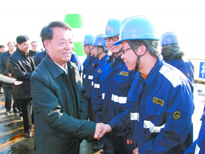 Yang Chuantang visited Qinhuangdao port to investigate the transportation guarantee of coal and other materials