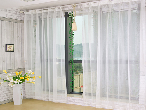 Curtains and curtain gauzes shrank