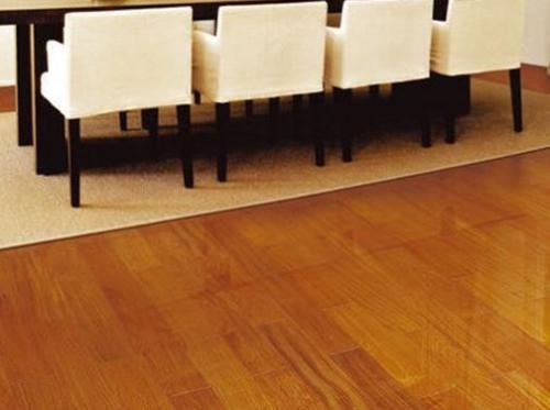 Wide wooden floor becomes a trend