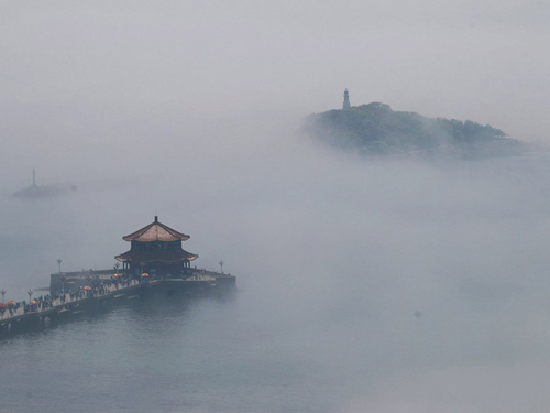 Beijing dense fog a number of highway closed