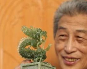 Seventy-year old man carved out "Chinese dream" for four months
