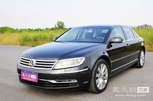 Volkswagen Phaeton Shanghai has the highest drop of 225,000 vehicles