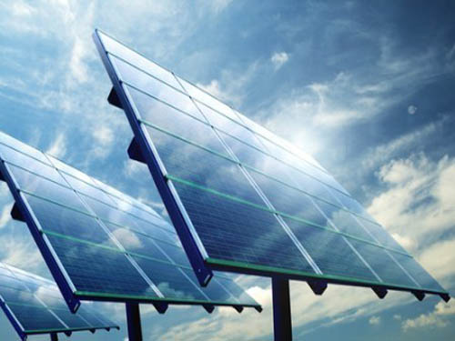 How does the photovoltaic industry turn crisis into opportunity?