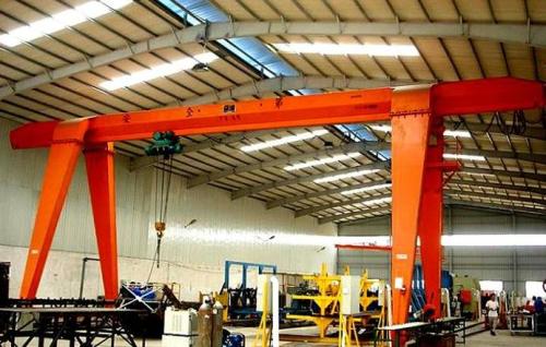 China's first two-speed remote control crane was introduced in stone coal machinery