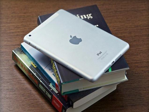 Apple will provide free iPad to impoverished students