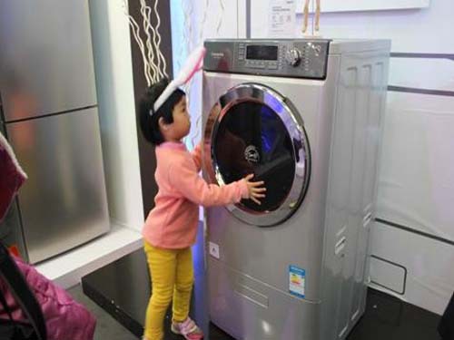 What are you afraid of machine washing clothes?