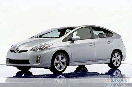 Toyota Recalls More Than 100,000 Prius Hybrids Worldwide