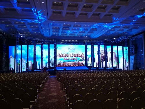 LED display how to open up the international market