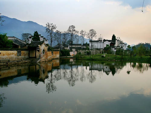 Huangshan Ancient Village equipped with monitoring and protection of ancient buildings