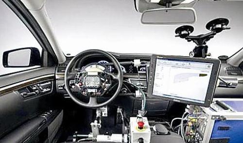 Smart Car Battlefield Apple Google Heroes Showdown