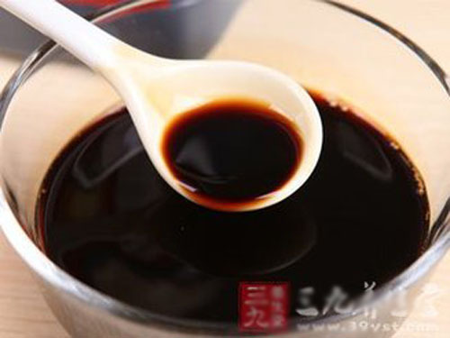 Caramel-colored soy sauce warns companies to regulate production