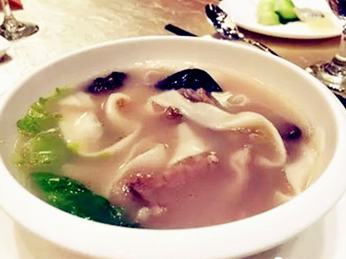 Why can Zhongjing Mushroom Sauce be on the "State Banquet"?