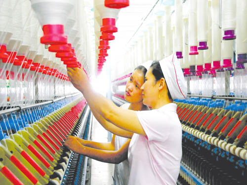 The key to adjusting the textile industry is to expand domestic demand