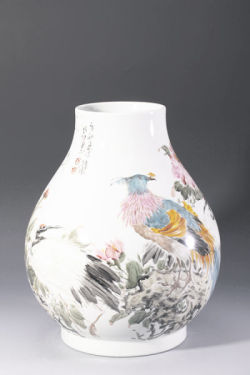 The gorgeous turn from daily porcelain to Chinese painting porcelain