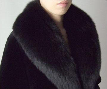 Fur collar led the price of feather down expensive