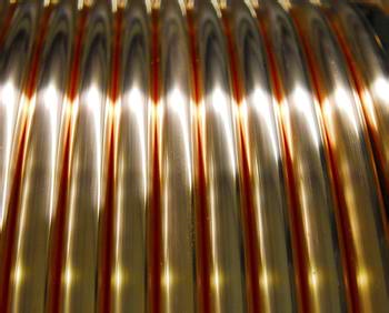 London copper stocks reach nearly 10-year high