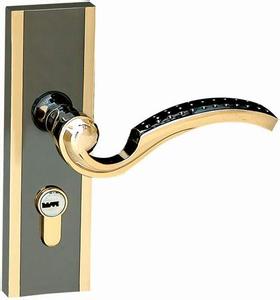 Pujiang hardware lock industry small lock brilliant